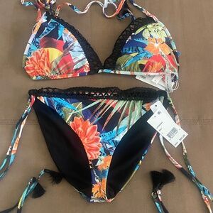 LUCKY BRAND BIKINI SIZE LARGE NWT
